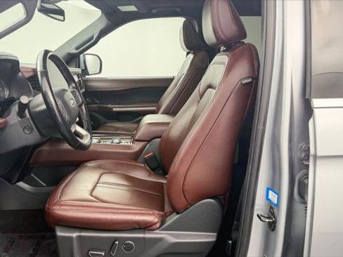 Used 2023 Ford Expedition Max Limited image 13