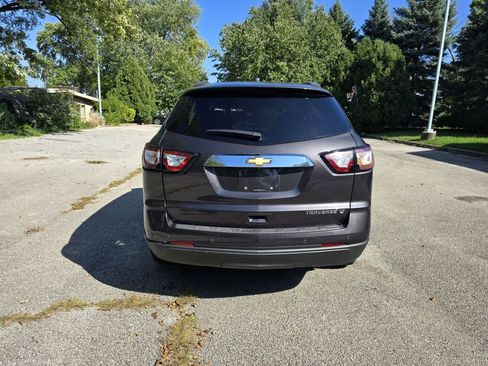 Used 2015 Chevrolet Traverse LT image 4