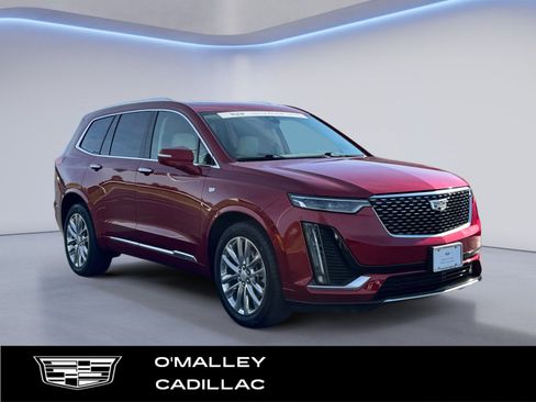 Certified 2023 Cadillac XT6 Premium Luxury w/ LPO, Floor Liner Package AWD/4WD image 7