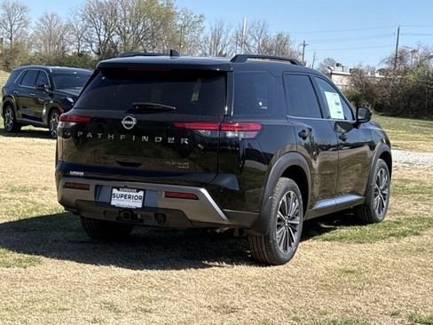 New 2026 Nissan Pathfinder Platinum AWD/4WD image 3