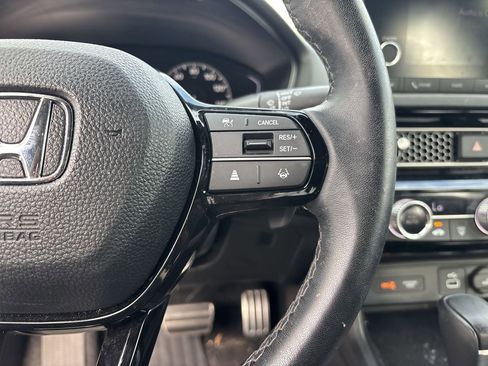 Used 2023 Honda Civic Sport image 18