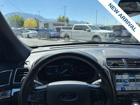 Used 2018 Ford Explorer Sport w/ Equipment Group 401A AWD/4WD image 23