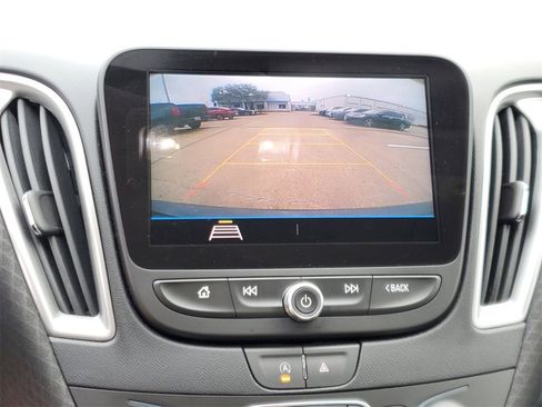 Used 2020 Chevrolet Malibu RS image 24