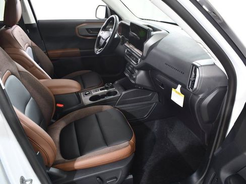 New 2025 Ford Bronco Sport Outer Banks w/ Outer Banks Tech Package+ AWD/4WD image 10