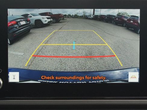 Used 2026 Toyota Camry SE FWD image 21