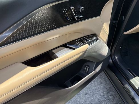 Used 2024 Cadillac Lyriq Luxury w/ Nappa Leather Package RWD image 19