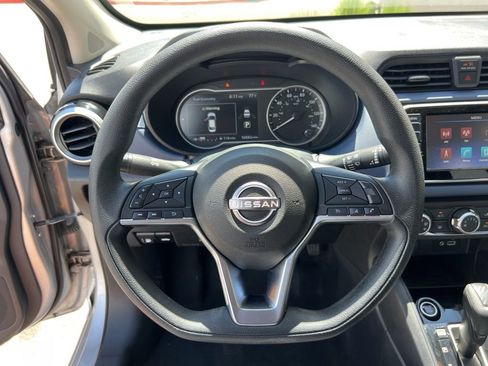 Used 2024 Nissan Versa SV FWD image 12