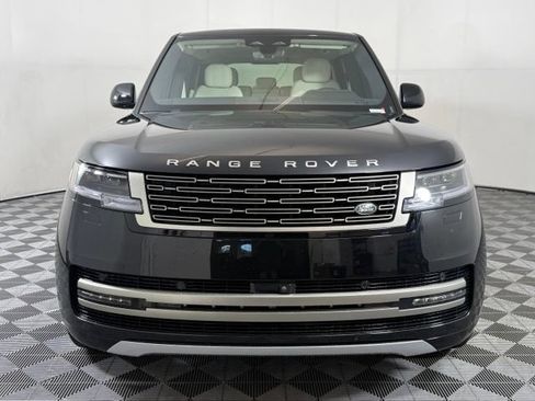 Used 2025 Land Rover Range Rover SE AWD/4WD image 11