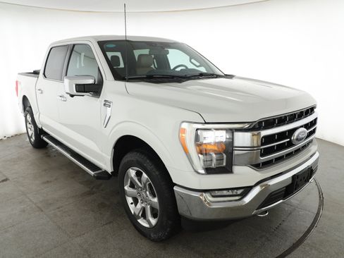 Used 2023 Ford F150 Lariat w/ Trailer Tow Package AWD/4WD image 3
