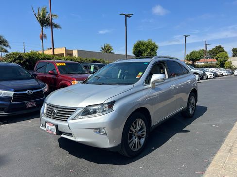 Used 2014 Lexus RX 350 FWD w/ Navigation Package image 3