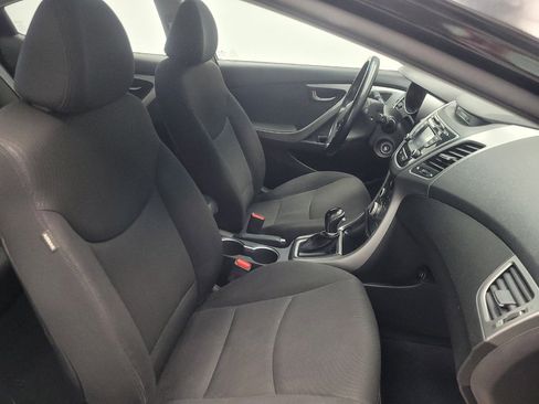 Used 2015 Hyundai Elantra SE w/ Option Group 03 FWD image 21