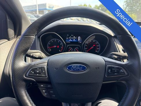 Used 2016 Ford Focus RS AWD/4WD image 14
