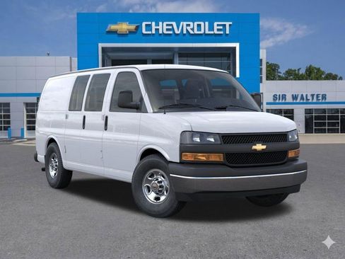 New 2026 Chevrolet Express 2500 image 8