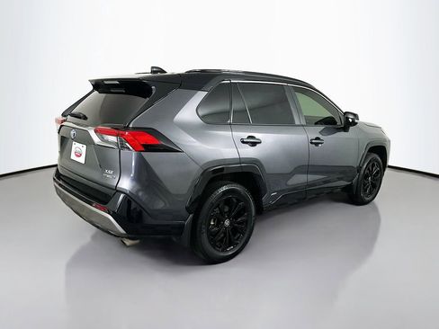 Certified 2022 Toyota RAV4 XSE AWD/4WD image 5