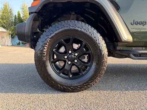 Used 2020 Jeep Wrangler Unlimited Sport AWD/4WD image 15