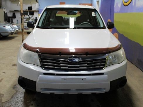 Used 2010 Subaru Forester 2.5X image 2