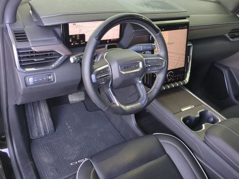 Used 2025 GMC Acadia Denali w/ Super Cruise Package AWD/4WD image 9