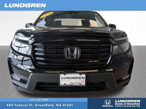 Used 2021 Honda Ridgeline Sport image 2