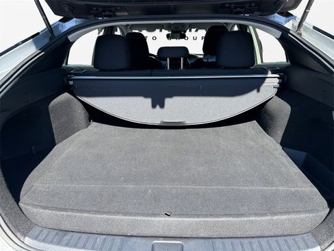 Used 2022 Toyota Prius Prime LE image 18