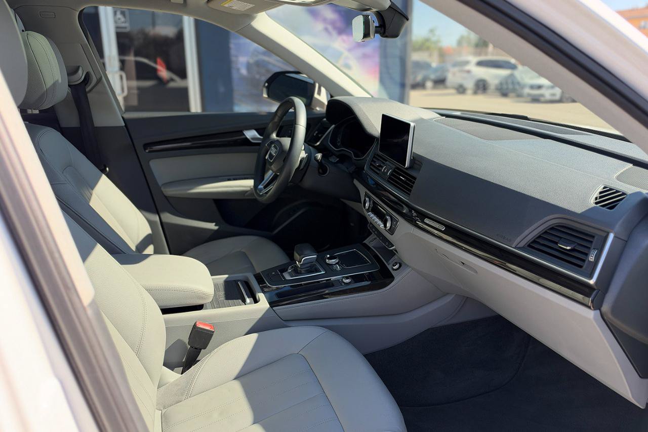 Used 2019 Audi Q5 2.0T Premium Plus w/ Premium Plus Package AWD/4WD image 21