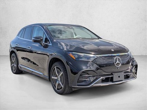 Used 2023 Mercedes-Benz EQE 500 4MATIC SUV w/ Exclusive Trim Package image 3