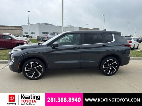 Used 2024 Mitsubishi Outlander SE AWD/4WD image 4