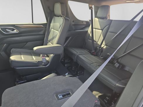 Used 2024 Chevrolet Tahoe Premier AWD/4WD image 36