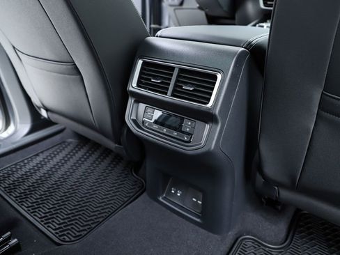 New 2026 Volkswagen Atlas SEL Premium R-Line image 39