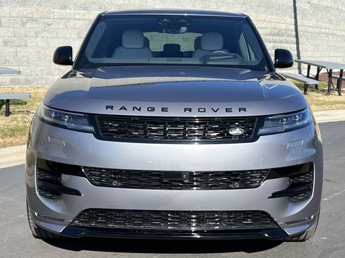Certified 2025 Land Rover Range Rover Sport Dynamic SE image 11