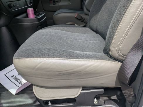 Used 2025 GMC Savana 2500 w/ Driver Convenience Package RWD image 19