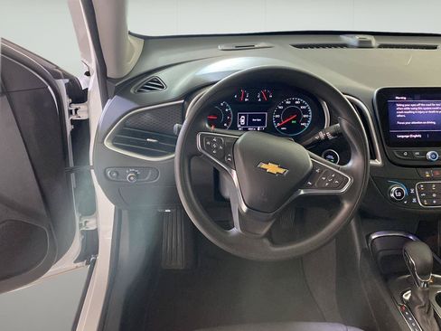 Certified 2025 Chevrolet Malibu LT FWD image 26