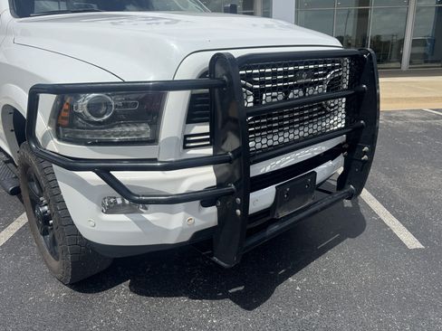 Used 2018 RAM 2500 Laramie w/ Sport Appearance Group AWD/4WD image 8