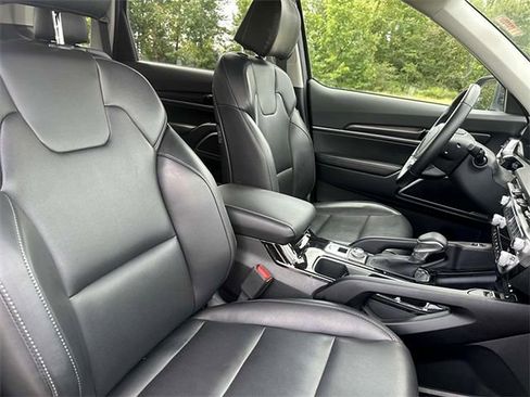 Used 2025 Kia Telluride S image 30