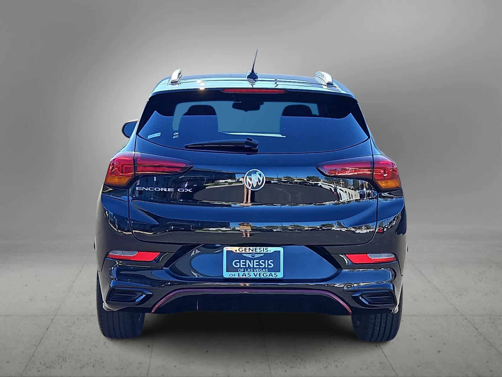 Used 2023 Buick Encore GX Select w/ Sport Touring Package FWD image 7