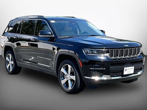 Used 2022 Jeep Grand Cherokee L Limited w/ Luxury Tech Group II AWD/4WD image 2
