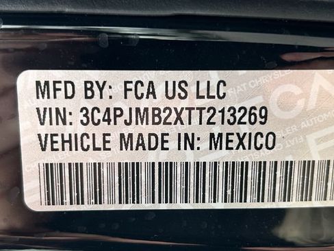 New 2026 Jeep Cherokee Laredo AWD/4WD image 30