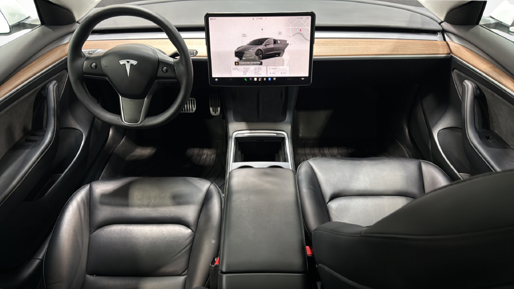 Used 2023 Tesla Model 3 Standard Range RWD image 19