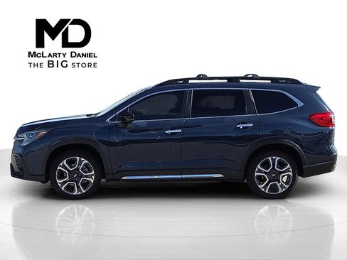 Used 2025 Subaru Ascent Touring image 3