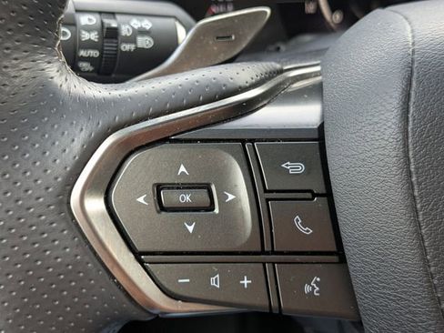 Used 2022 Lexus LX 600 F Sport w/ Accessory Package (Z1) AWD/4WD image 25