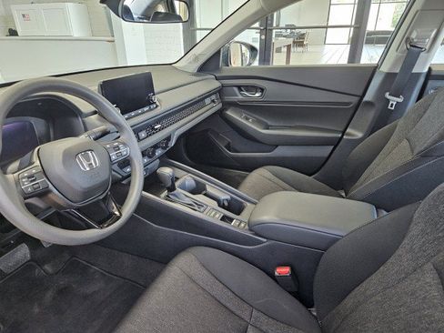 Used 2024 Honda Accord EX image 8