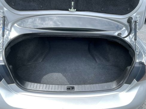 Used 2019 INFINITI Q50 Luxe RWD image 8