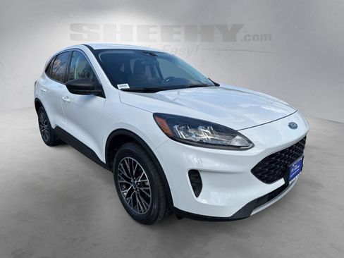 Certified 2022 Ford Escape SE FWD image 2