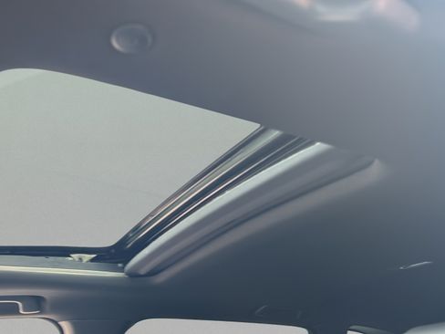 Certified 2025 Honda CR-V Sport Touring image 12