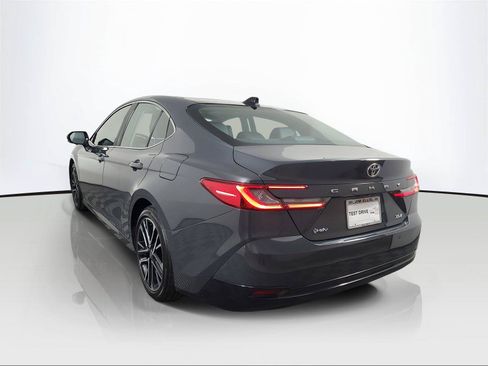 Used 2025 Toyota Camry XLE w/ Premium Plus Package FWD image 4