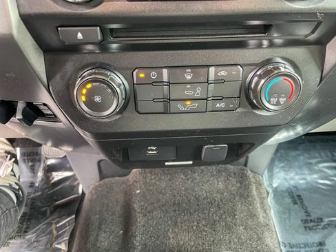 Used 2018 Ford F150 XLT AWD/4WD image 25