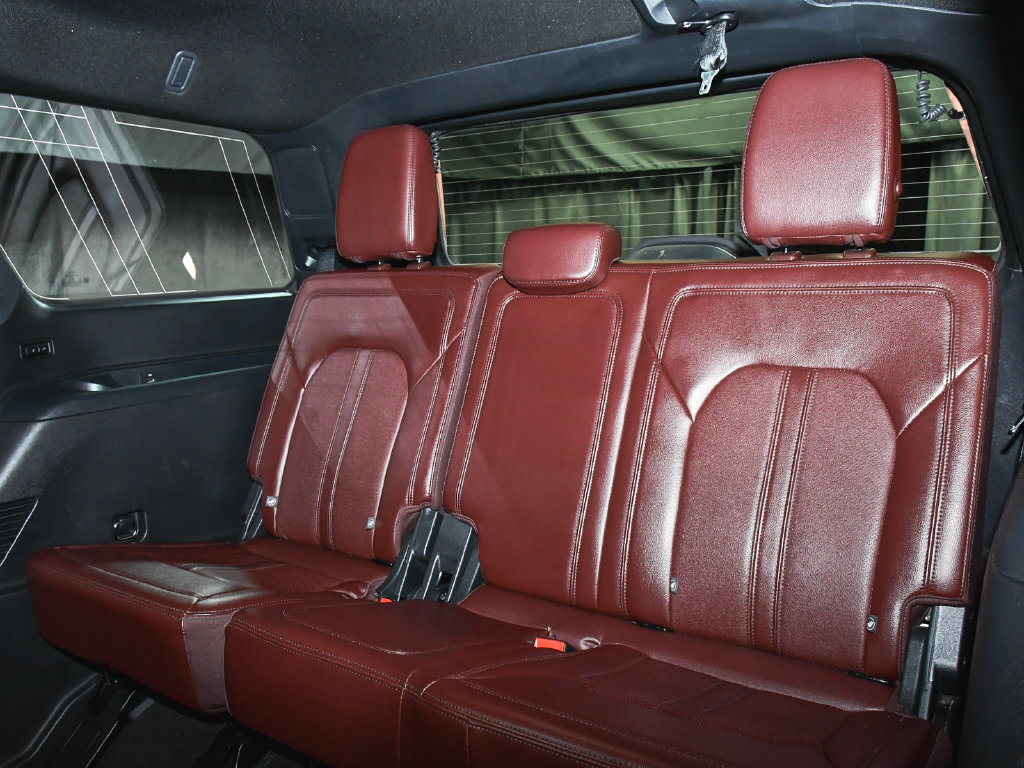 Used 2023 Ford Expedition Limited AWD/4WD image 59