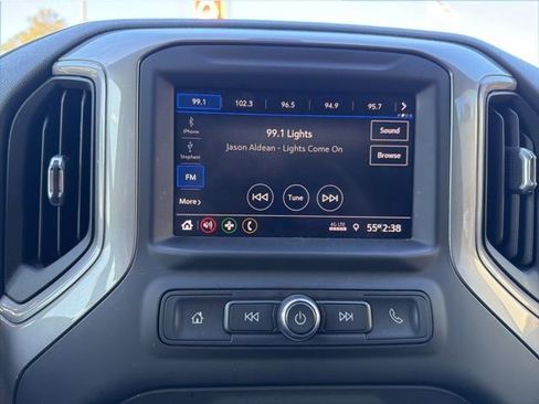 Used 2021 Chevrolet Silverado 1500 Custom image 25