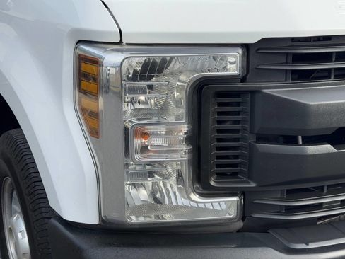 Used 2019 Ford F250 XL w/ Power Equipment Group image 52