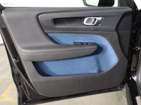 Used 2023 Volvo XC40 Recharge Plus AWD/4WD image 18