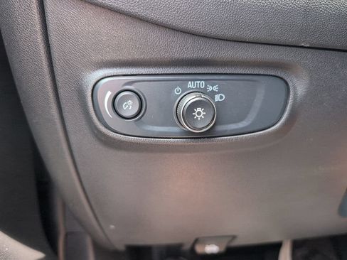 Used 2024 Chevrolet Equinox LT AWD/4WD image 24